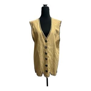 Double D Ranch Tan Sleeveless Studded Vest Size Small western wear